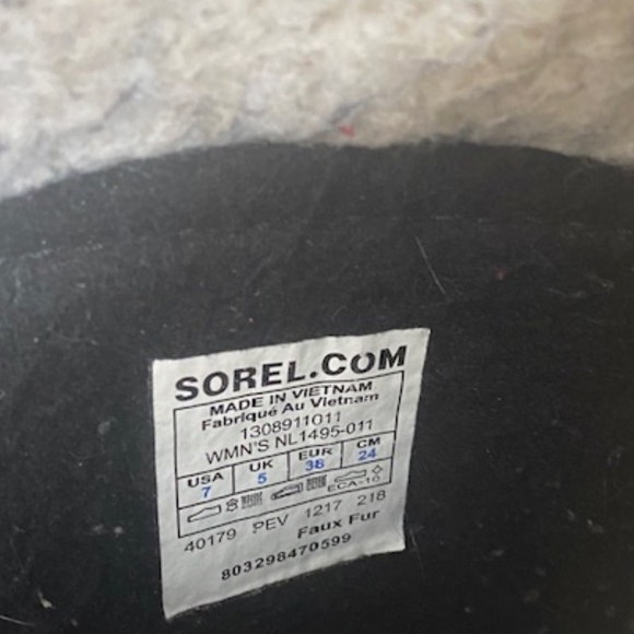 Sorel Winter Boots - Picture 4 of 4